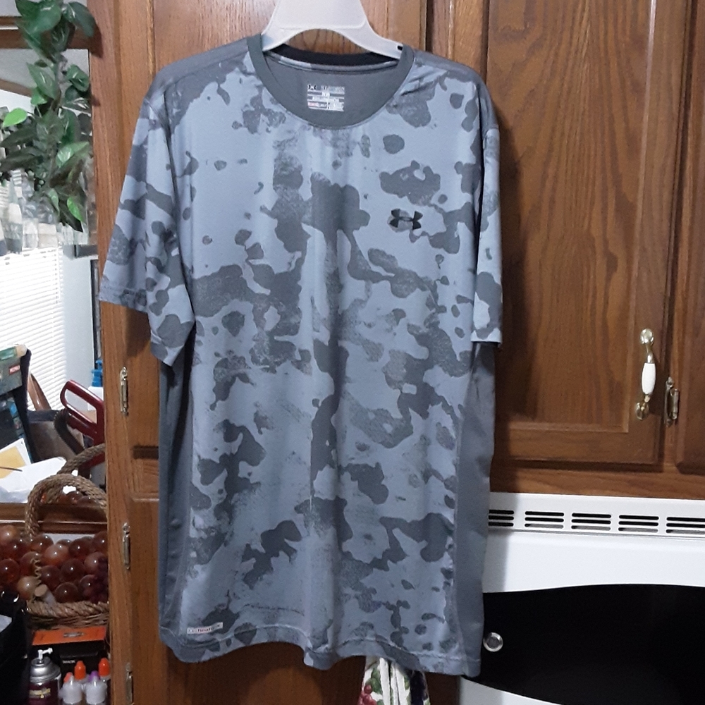 2XL Under Armor camo shirt